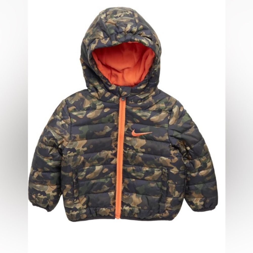 NWT Nike essential padded army camo puffer jacket - 12M